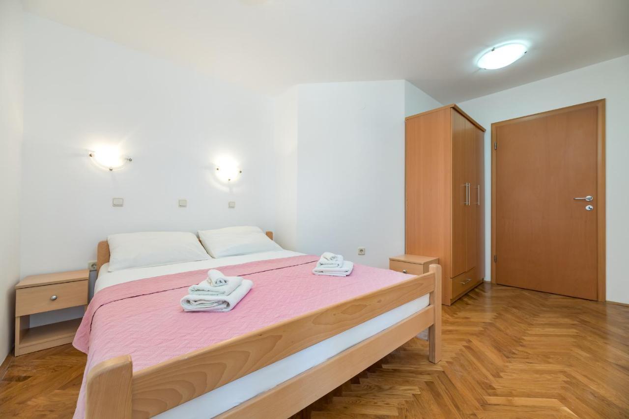 Apartments Melania & Antonia バスカ エクステリア 写真